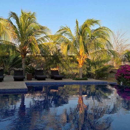 Soma Surf Resort Tola Esterno foto