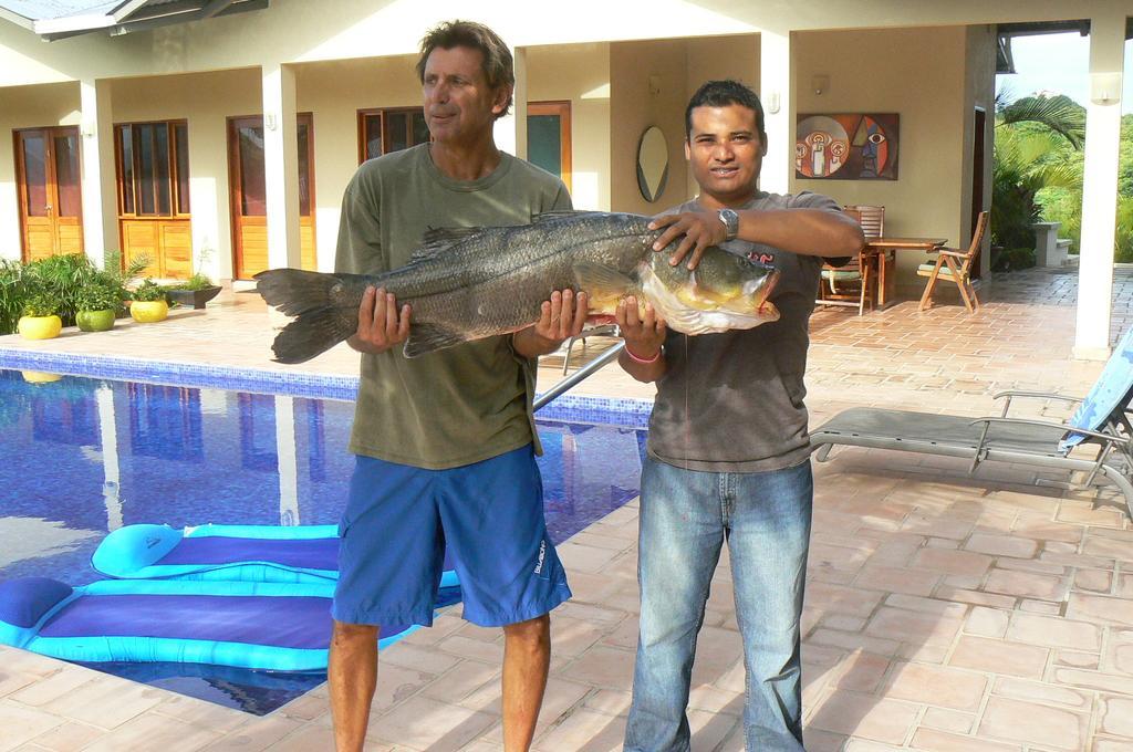 Soma Surf Resort Tola Esterno foto