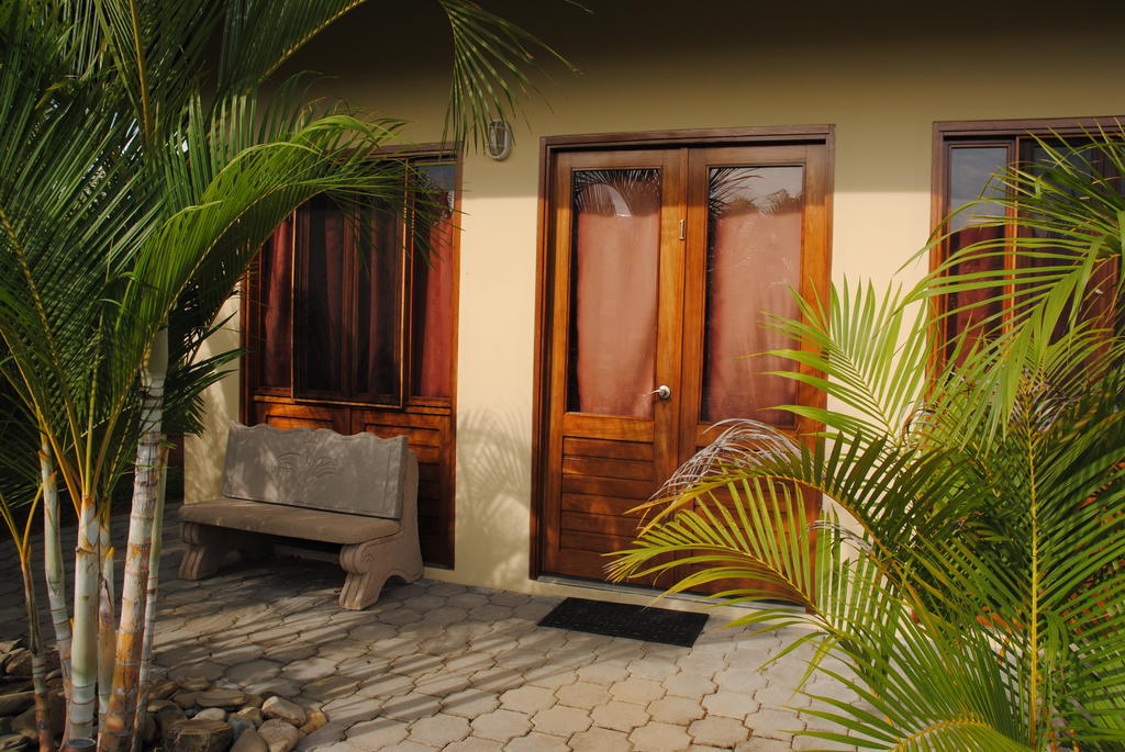 Soma Surf Resort Tola Esterno foto